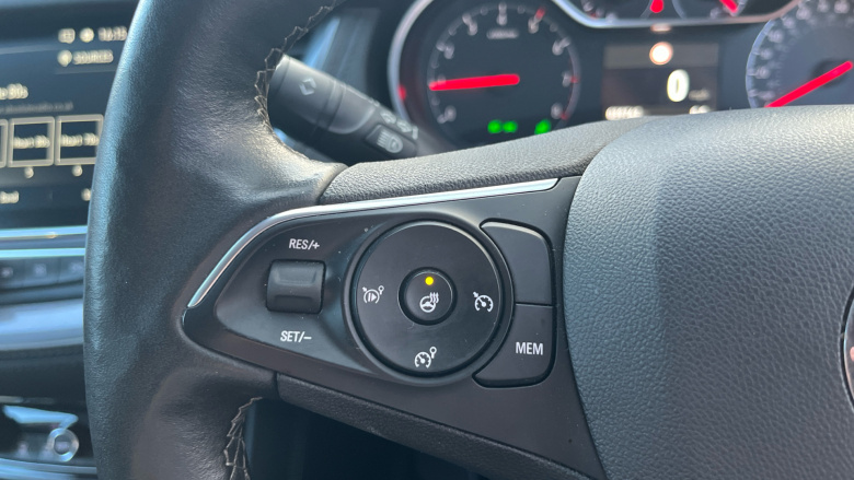 Vauxhall Grandland X 1.2 Turbo SRi Nav 5dr Petrol Hatchback